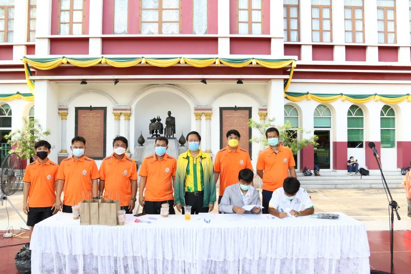 การคัดเลือกนักกีฬาฟุตบอลรุ่นอายุ 16 ปี ของโรงเรียนเทพศิรินทร์