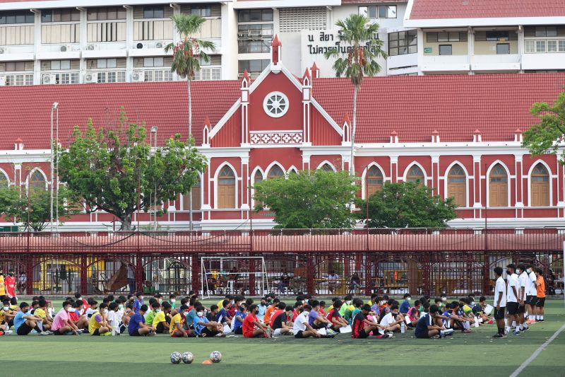 การคัดเลือกนักกีฬาฟุตบอลรุ่นอายุ 16 ปี ของโรงเรียนเทพศิรินทร์