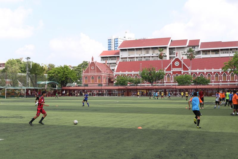 การคัดเลือกนักกีฬาฟุตบอลรุ่นอายุ 16 ปี ของโรงเรียนเทพศิรินทร์