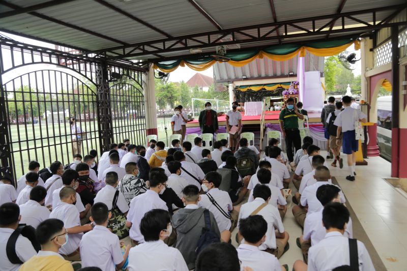 การมอบตัวนักเรียนรัะดับชั้น ม.1 และ ม.4 ประเภทห้องเรียนทั่วไป  ปีการศึกษา 2565