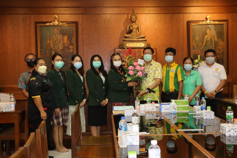 ชาวเทพศิรินทร์แสดงความยินดี กับ นายมงคล อินทรโชติ เนื่องในโอกาส ได้รับแต่งตั้งให้รักษาการในตำแหน่งผู้อำนวยการโรงเรียนวัดสระเกศ