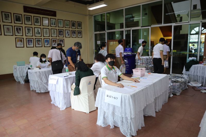 โรงเรียนเทพศิรินทร์จัดการประชุมผู้ปกครอง ระดับชั้น ม.2 ม.3 ม.5 และ ม.6