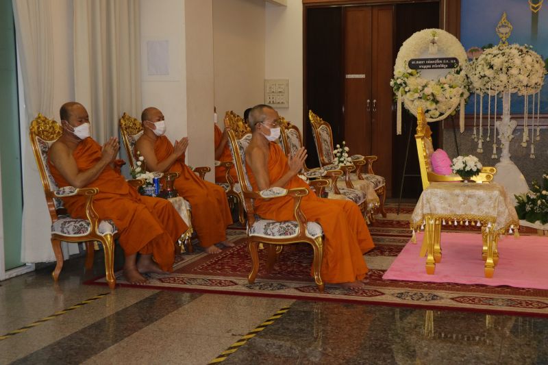 ร่วมพระพิธีธรรมสวดพระอภิธรรม โยมบิดาพระปรีชามงคลญาณ  ผู้ช่วยเจ้าอาวาสวัดเทพศิรินทราวาส