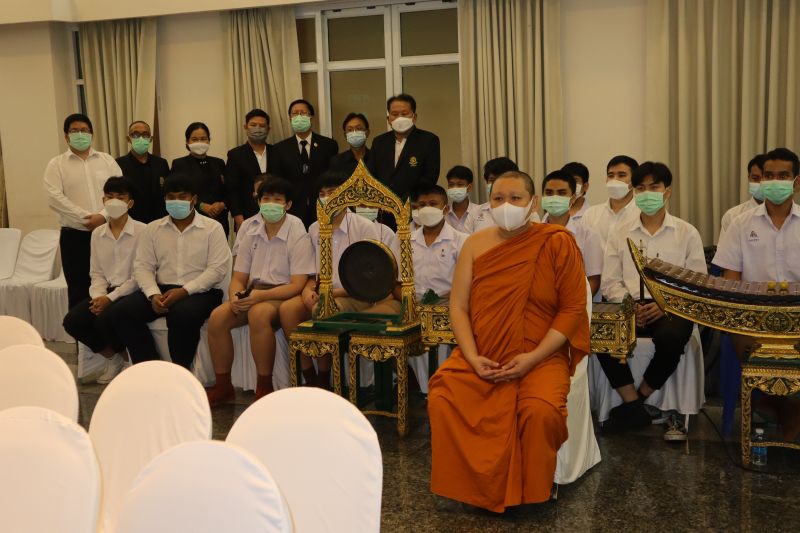 ร่วมพระพิธีธรรมสวดพระอภิธรรม โยมบิดาพระปรีชามงคลญาณ  ผู้ช่วยเจ้าอาวาสวัดเทพศิรินทราวาส