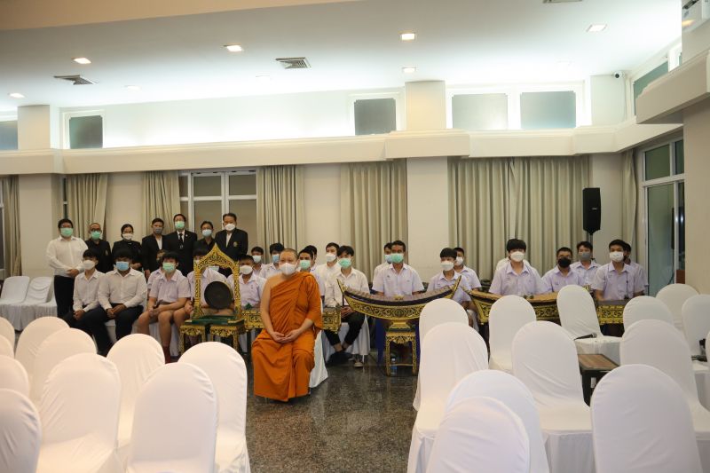 ร่วมพระพิธีธรรมสวดพระอภิธรรม โยมบิดาพระปรีชามงคลญาณ  ผู้ช่วยเจ้าอาวาสวัดเทพศิรินทราวาส