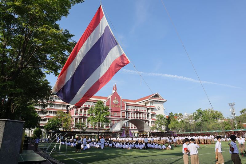 โรงเรียนเทพศิรินทร์ ร่วมพิธีถวายพระพรชัยมงคล เนื่องในโอกาส วันเฉลิมพระชนมพรรษา สมเด็จพระนางเจ้าสุทิดา พัชรสุธาพิมลลักษณ พระบรมราชินี