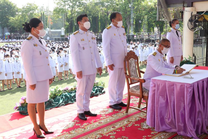 โรงเรียนเทพศิรินทร์ ร่วมพิธีถวายพระพรชัยมงคล เนื่องในโอกาส วันเฉลิมพระชนมพรรษา สมเด็จพระนางเจ้าสุทิดา พัชรสุธาพิมลลักษณ พระบรมราชินี