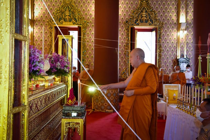 ผู้อำนวยการโรงเรียนเทพศิรินทร์ เข้าร่วมพิธีสวดเจริญพระพุทธมนต์ถวายเป็นพระราชกุศลเนื่องใน โอกาสวันเฉลิมพระชนมพรรษา สมเด็จพระนางเจ้าสุทิดา พัชรสุธาพิมลลักษณ พระบรมราชินี