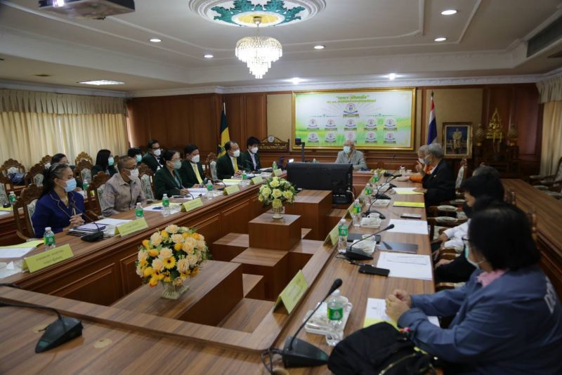 การประชุมคณะกรรมการสถานศึกษาขั้นพื้นฐาน โรงเรียนเทพศิรินทร์