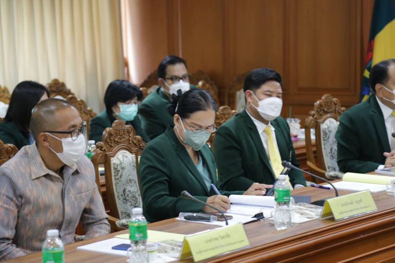 การประชุมคณะกรรมการสถานศึกษาขั้นพื้นฐาน โรงเรียนเทพศิรินทร์