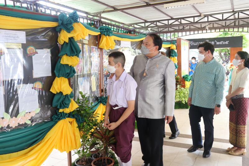 โรงเรียนเทพศิรินทร์ โดยกลุ่มสาระการเรียนรู้ภาษาไทย ได้จัดกิจกรรม “วันสุนทรภู่ สู่วันภาษาไทย” ประจำปีการศึกษา 2565
