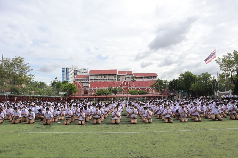 โรงเรียนเทพศิรินทร์ จัดกิจกรรม พิธีหล่อเทียนจำนำพรรษา