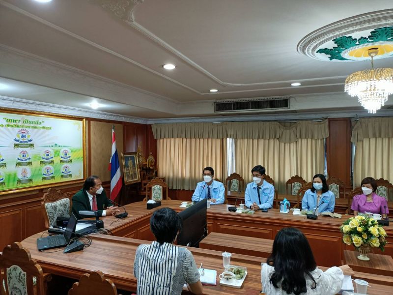สำนักวิชาการและมาตรฐานการศึกษา สำนักงานคณะกรรมการการศึกษาขั้นพื้นฐาน และ ผู้อำนวยการโรงเรียนชิโนรสวิทยาลัย พร้อมด้วยคณะผู้บริหาร เข้าศึกษาดูงานโรงเรียนเทพศิรินทร์