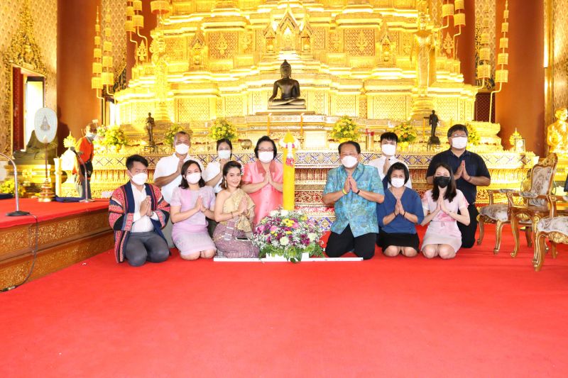 โรงเรียนเทพศิรินทร์ ร่วมโดยนักเรียนระดับมัธยมศึกษาตอนต้น จัดกิจกรรมแห่เทียนจำนำพรรษา  แด่ วัดเทพศิรินทราวาส วัดพลับพลาชัย และ วัดคณิกาผล