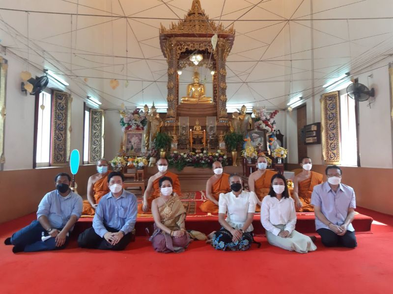 โรงเรียนเทพศิรินทร์ ร่วมโดยนักเรียนระดับมัธยมศึกษาตอนต้น จัดกิจกรรมแห่เทียนจำนำพรรษา  แด่ วัดเทพศิรินทราวาส วัดพลับพลาชัย และ วัดคณิกาผล