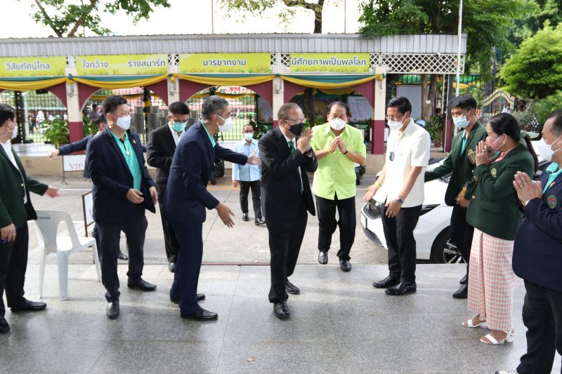 แสดงความยินดีกับ นายต่อศักดิ์ โชติมงคล ในวาระรับตำแหน่งประธานที่ปรึกษาผู้ว่าราชการกรุงเทพมหานคร ชุดปัจจุบัน และในฐานะนักเรียนเก่าเทพศิรินทร์ รุ่น 14-16 (88)