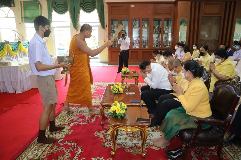 พิธีทำบุญถวายเป็นพระราชกุศลเนื่องในโอกาสวันเฉลิมพระชนมพรรษา  พระบาทสมเด็จพระวชิรเกล้าเจ้าอยู่หัว
