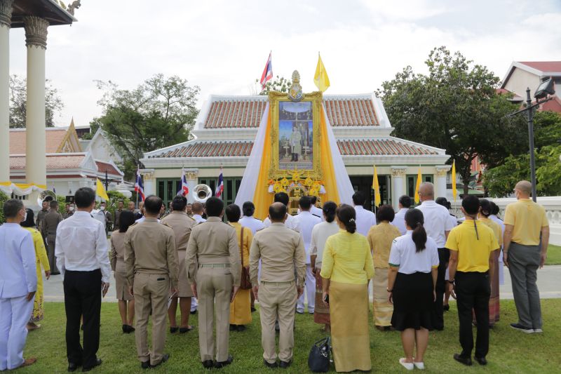 พิธีเจริญพระพุทธมนต์นวัคคหายุสมธัมม์ เสริมสิริมงคลวันพระบรมราชสมภพ ถวายพระพรชัยมงคล พระบาทสมเด็จพระวชิรเกล้าเจ้าอยู่หัว