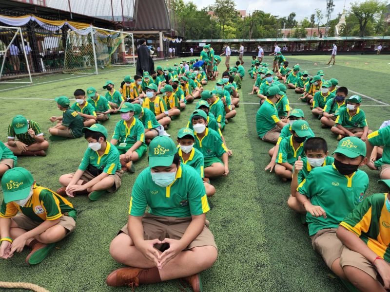 พิธีเปิดกิจกรรม “ก้าวแรกสู่สายใย ก้าวต่อไปสู่เทพศิรินทร์” ของนักเรียนระดับชั้น ม.1