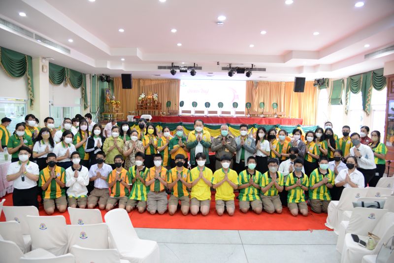 กิจกรรมทำบุญเนื่องในวันพระใหญ่ ณ ห้องประชุมเทิดพระเกียรติ โรงเรียนเทพศิรินทร์