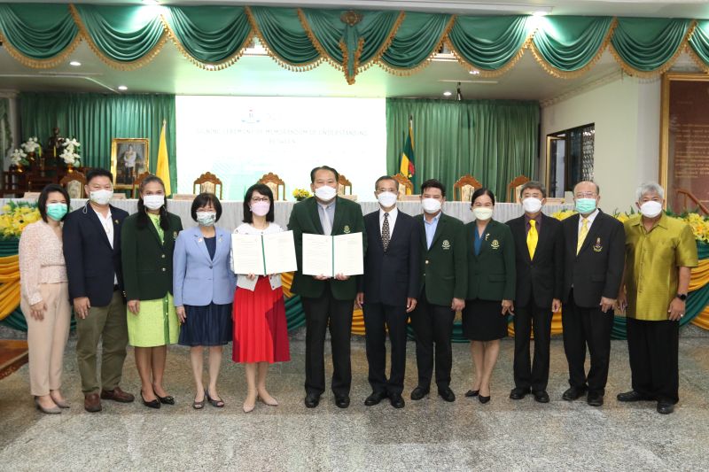 พิธีลงนามข้อตกลง ระหว่างโรงเรียนเทพศิรินทร์และโรงเรียนในเครือข่ายเทพศิรินทร์  กับ มหาวิทยาลัย หลงฮั่ว เค่อ จี้ ประเทศไต้หวัน