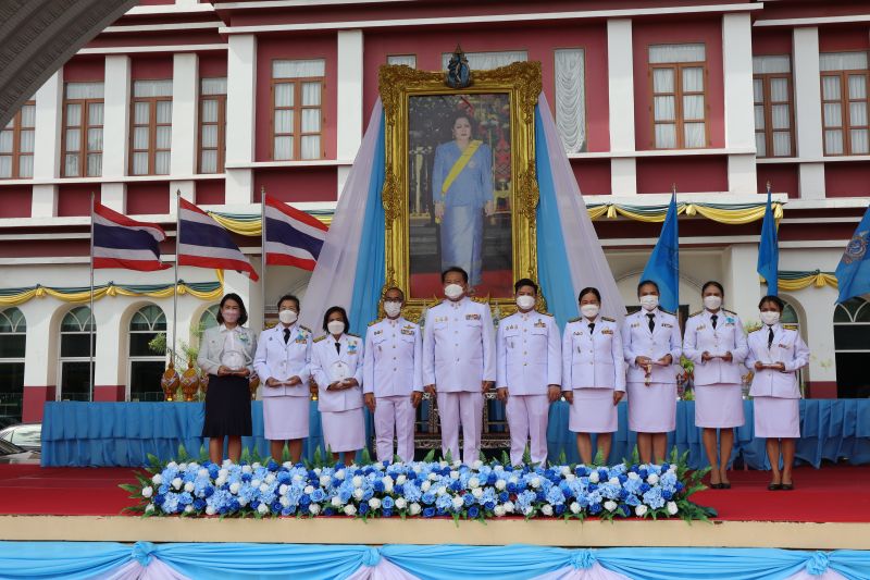 ถวายพระพรชัยมงคล เนื่องในวันเฉลิมพระชนมพรรษา  สมเด็จพระนางเจ้าสิริกิติ์ พระบรมราชินีนาถ พระบรมราชชนนีพันปีหลวง