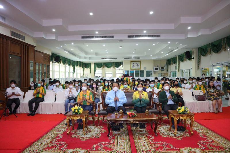 กิจกรรมทำบุญเนื่องในวันพระใหญ่ ณ ห้องประชุมเทิดพระเกียรติ โรงเรียนเทพศิรินทร์