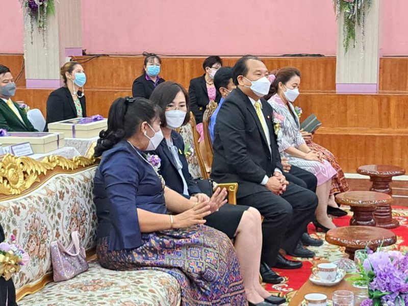 พิธีเปิดกิจกรรมนำเสนอโครงงานนักเรียน ครั้งที่ 12 โครงการห้องเรียนพิเศษวิทยาศาสตร์  คณิตศาสตร์ เทคโนโลยีและสิ่งแวดล้อม เครือข่ายภาคกลางตอนบน