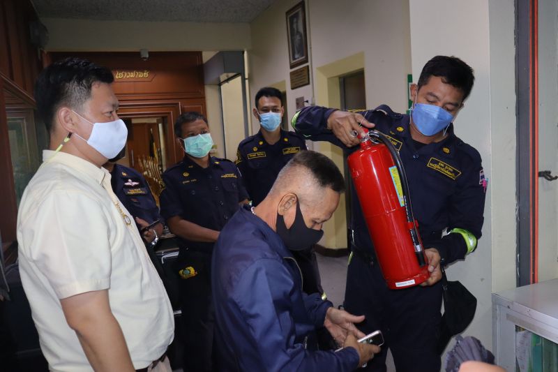 การประชุมเพื่อเตรียมการฝึกซ้อมดับเพลิงและอพยพหนีไฟ  กรณีเกิดเพลิงไหม้ในบริเวณโรงเรียน