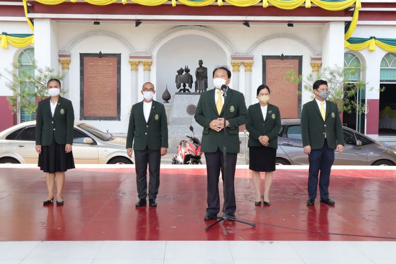ทีมบาสเกตบอล โรงเรียนเทพศิรินทร์ ได้รับรางวัลชนะเลิศ จากการแข่งขัน รายการบาสเกตบอลสามคน 3x3 Shoot It Street Basketball 2022