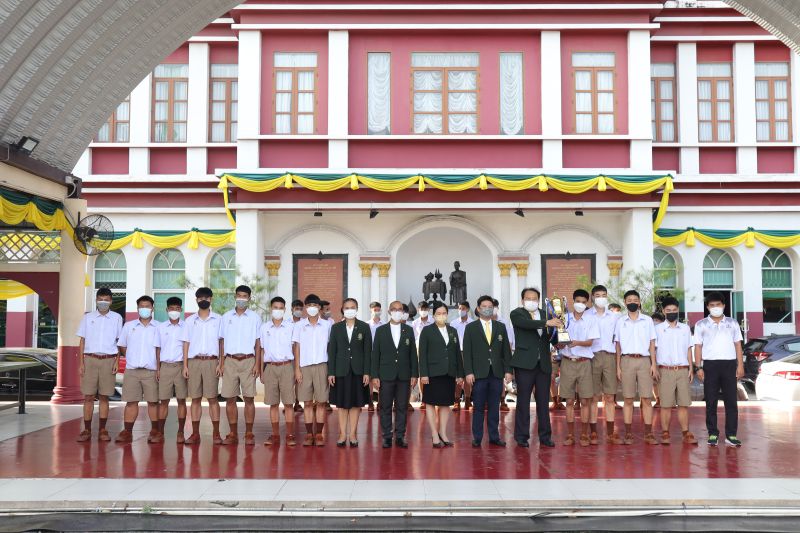ทีมฟุตซอล โรงเรียนเทพศิรินทร์ ได้รับรางวัลชนะเลิศอันดับ และ รองชนะเลิศอันดับ จากการแข่งขัน รายการ Junior Youth Cup กีฬาต้านภัยยาเสพติด และ ปทุมคงคา สป. U 14 คูลซัพพอร์ทเตอร์