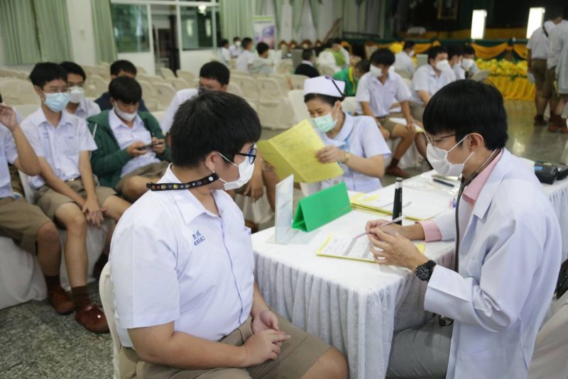 การตรวจสุขภาพนักเรียนโรงเรียนเทพศิรินทร์ ประจำปีการศึกษา 2565