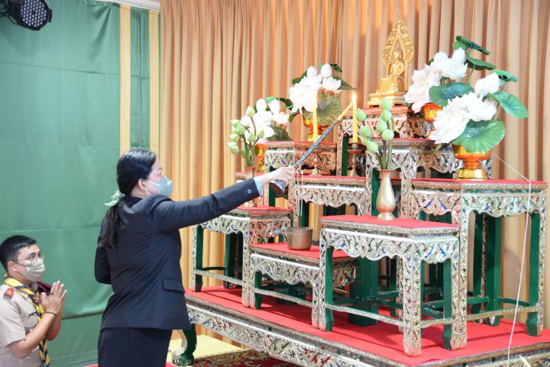กิจกรรมทำบุญเนื่องในวันพระใหญ่ ณ ห้องประชุมเทิดพระเกียรติ โรงเรียนเทพศิรินทร์