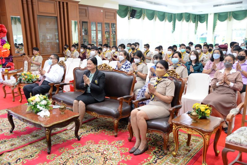 กิจกรรมทำบุญเนื่องในวันพระใหญ่ ณ ห้องประชุมเทิดพระเกียรติ โรงเรียนเทพศิรินทร์
