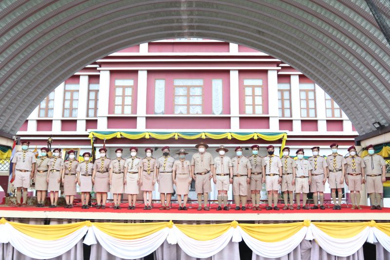 พิธีประดับบ่าและเข้าประจำกองลูกเสือสามัญรุ่นใหญ่ (ม.1) ประจำปีการศึกษา 2565
