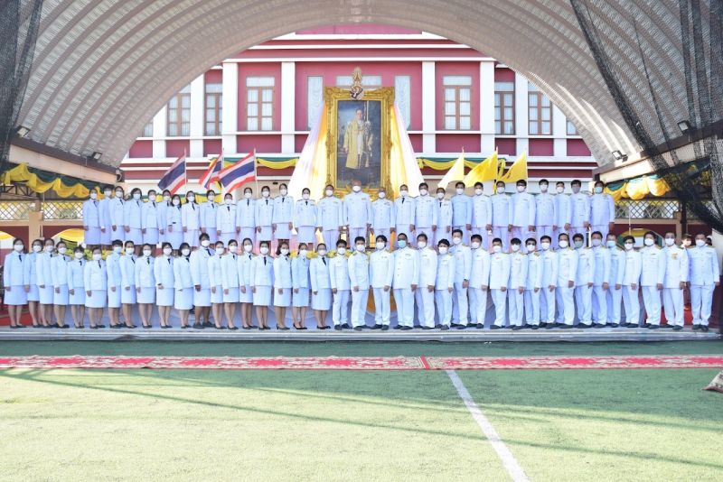 พิธีน้อมรำลึกในพระมหากรุณาธิคุณ เนื่องในวันคล้ายวันพระราชสมภพ  ในหลวงรัชกาลที่ 9 วันชาติ และ วันพ่อแห่งชาติ