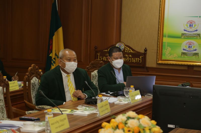 การประชุมคณะกรรมการสถานศึกษาขั้นพื้นฐาน โรงเรียนเทพศิรินทร์