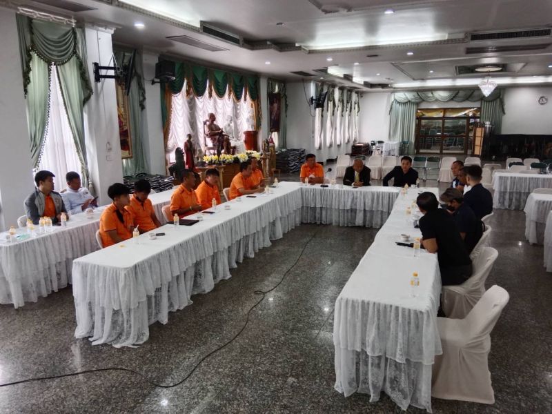 การประชุมร่วมระหว่างทีมฟุตบอลโรงเรียนเทพศิรินทร์ กับ ทีมบีจี ปทุมยูไนเต็ด  เพื่อพัฒนาทีมฟุตบอลโรงเรียนเทพศิรินทร์ไปสู่ระดับสากล