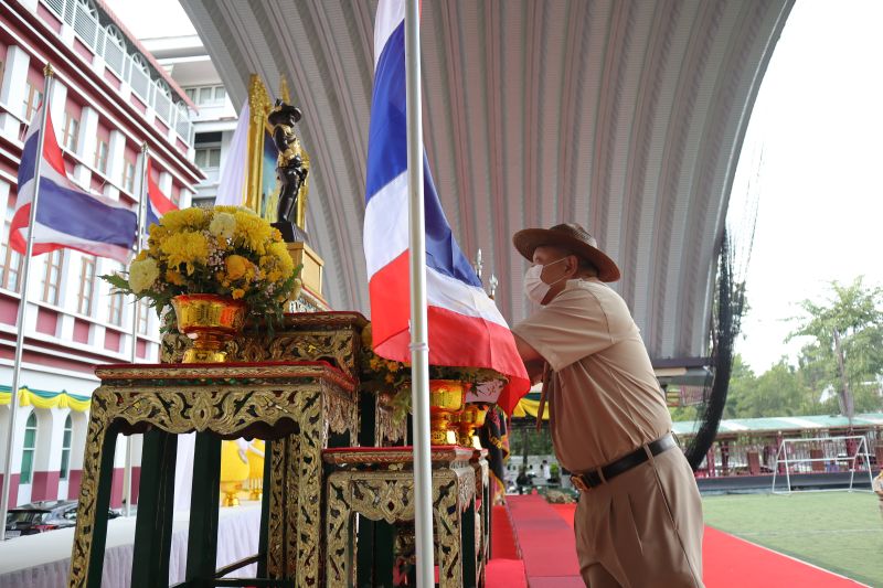 พิธีประดับบ่าและเข้าประจำกองลูกเสือสามัญรุ่นใหญ่ (ม.2) ประจำปีการศึกษา 2565
