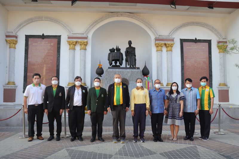 กิจกรรมทำบุญเนื่องในวันพระใหญ่ ณ ห้องประชุมเทิดพระเกียรติ โรงเรียนเทพศิรินทร์