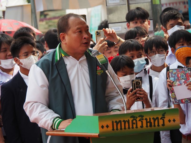 ผู้ว่าราชการกรุงเทพมหานคร เปิดงาน “รำเพยสร้างสรรค์ : โครงงานบูรณาการ” ครั้งที่ 19