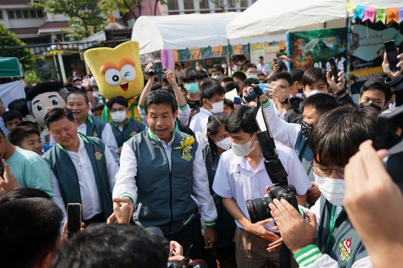 ผู้ว่าราชการกรุงเทพมหานคร เปิดงาน “รำเพยสร้างสรรค์ : โครงงานบูรณาการ” ครั้งที่ 19