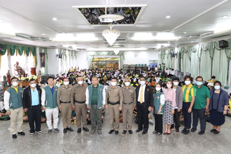 โรงเรียนเทพศิรินทร์จัดกิจกรรมให้ความรู้แก่นักเรียน เรื่องโทษของการมีบุหรี่ไฟฟ้าไว้ในครอบครอง 