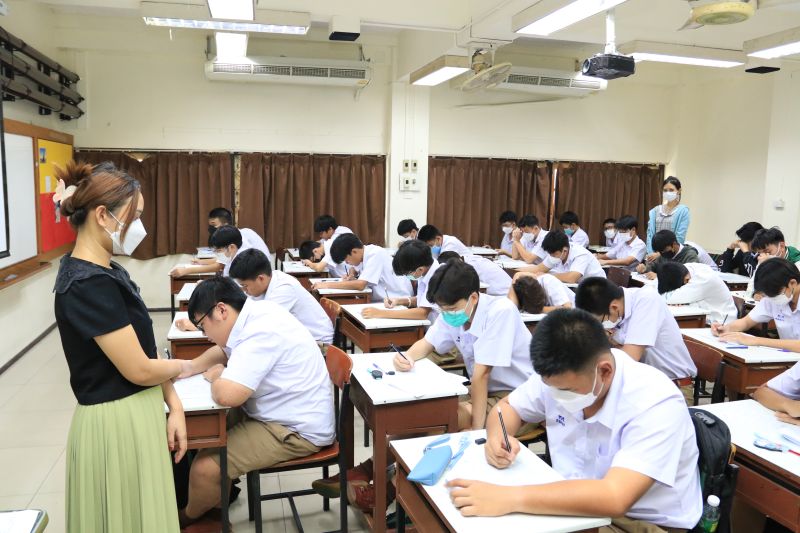 โรงเรียนเทพศิรินทร์จัดการสอบวัดผลท้ายกิจกรรมเตรียมความพร้อม  ของนักเรียนระดับชั้น ม. 1 และ ม.4 ปีการศึกษา 2566