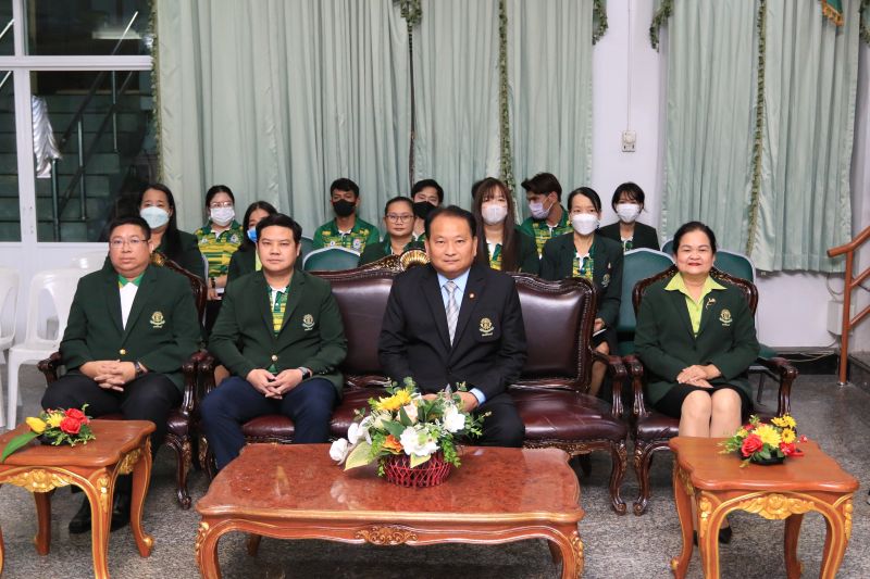 ก้าวแรกที่ยิ่งใหญ่ สู่สายใยเทพศิรินทร์ กิจกรรมปฐมนิเทศลูกแม่รำเพย  สู่ดินแดนแห่งเกียรติภูมิ ระดับชั้นมัธยมศึกษาปีที่ 4 ปีการศึกษา 2566