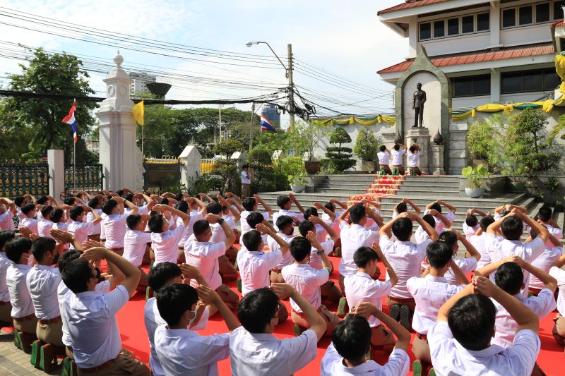 ก้าวแรกที่ยิ่งใหญ่ สู่สายใยเทพศิรินทร์ กิจกรรมปฐมนิเทศลูกแม่รำเพย  สู่ดินแดนแห่งเกียรติภูมิ ระดับชั้นมัธยมศึกษาปีที่ 4 ปีการศึกษา 2566