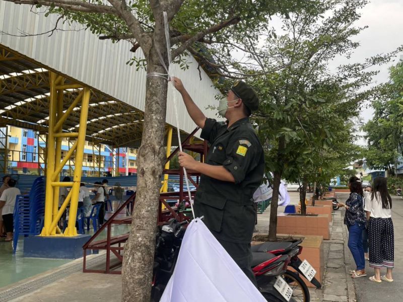 งานกิจกรรมนักศึกษาวิชาทหาร กิจกรรมพัฒนาผู้เรียน และกลุ่มบริหารวิชาการ เข้าร่วมกิจกรรมอำนวยความสะดวกผู้มีสิทธิ์เลือกตั้ง และปฏิบัติหน้าที่หน้าหน่วย