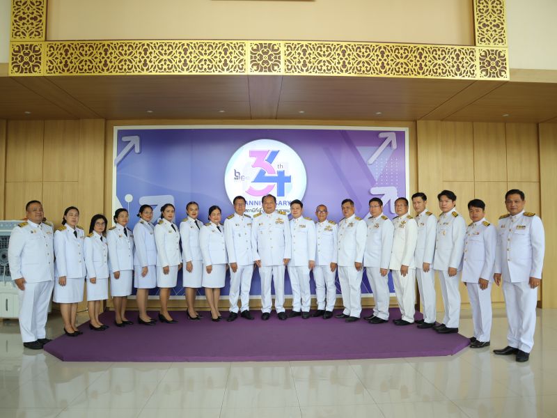 คณะผู้บริหาร และผู้แทนครู โรงเรียนเทพศิรินทร์ เข้าบันทึกเทปถวายพระพรชัยมงคล  เนื่องในวันเฉลิมพระชนมพรรษา สมเด็จพระนางเจ้าสุทิดา พัชรสุธาพิมลลักษณ พระบรมราชินี