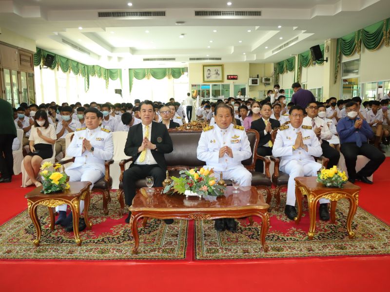 กิจกรรมทำบุญเนื่องในวันพระใหญ่ ณ ห้องประชุมเทิดพระเกียรติ โรงเรียนเทพศิรินทร์