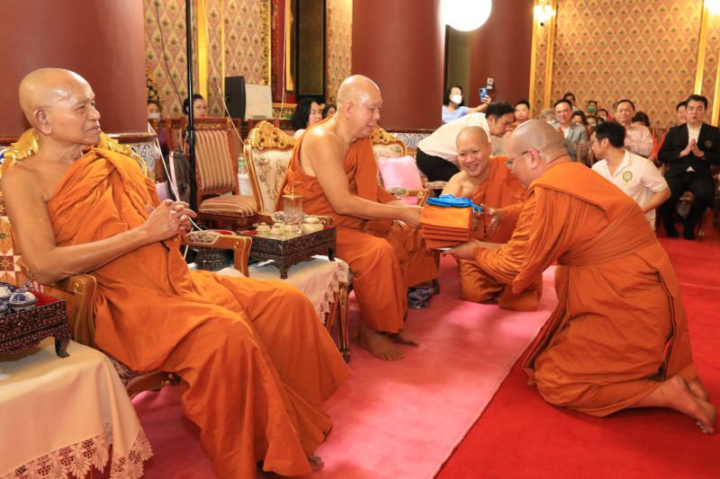 ถวายมุทิตาสักการะแด่ พระมหาศุภเดช สุภเตโช  ในโอกาสรับพระราชทานพัดเปรียญธรรม 9 ประโยค